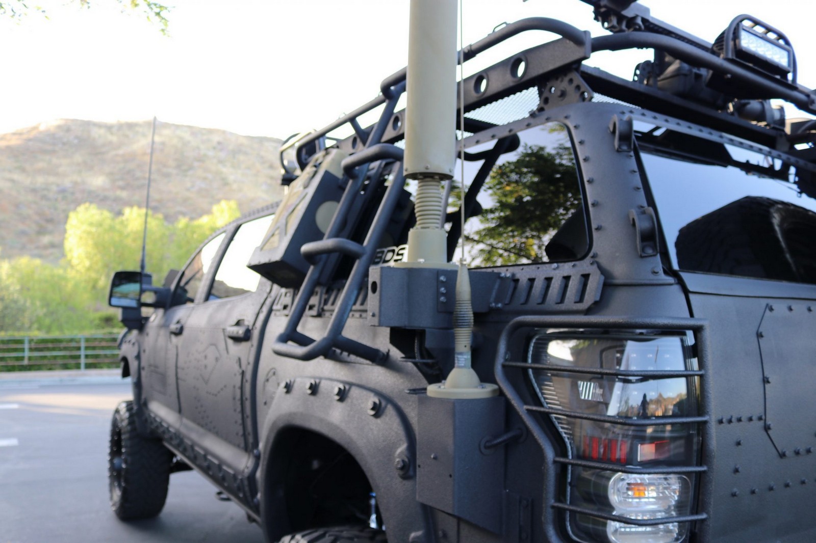 2013 - TOYOTA TUNDRA CREWMAX LIMITED CUSTOM MILITARY EXPEDITION, foto 106