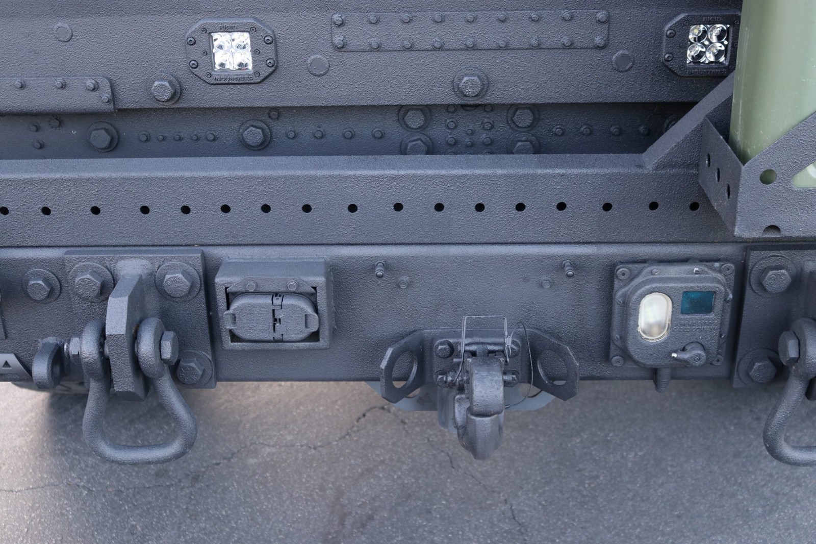 2013 - TOYOTA TUNDRA CREWMAX LIMITED CUSTOM MILITARY EXPEDITION, foto 162