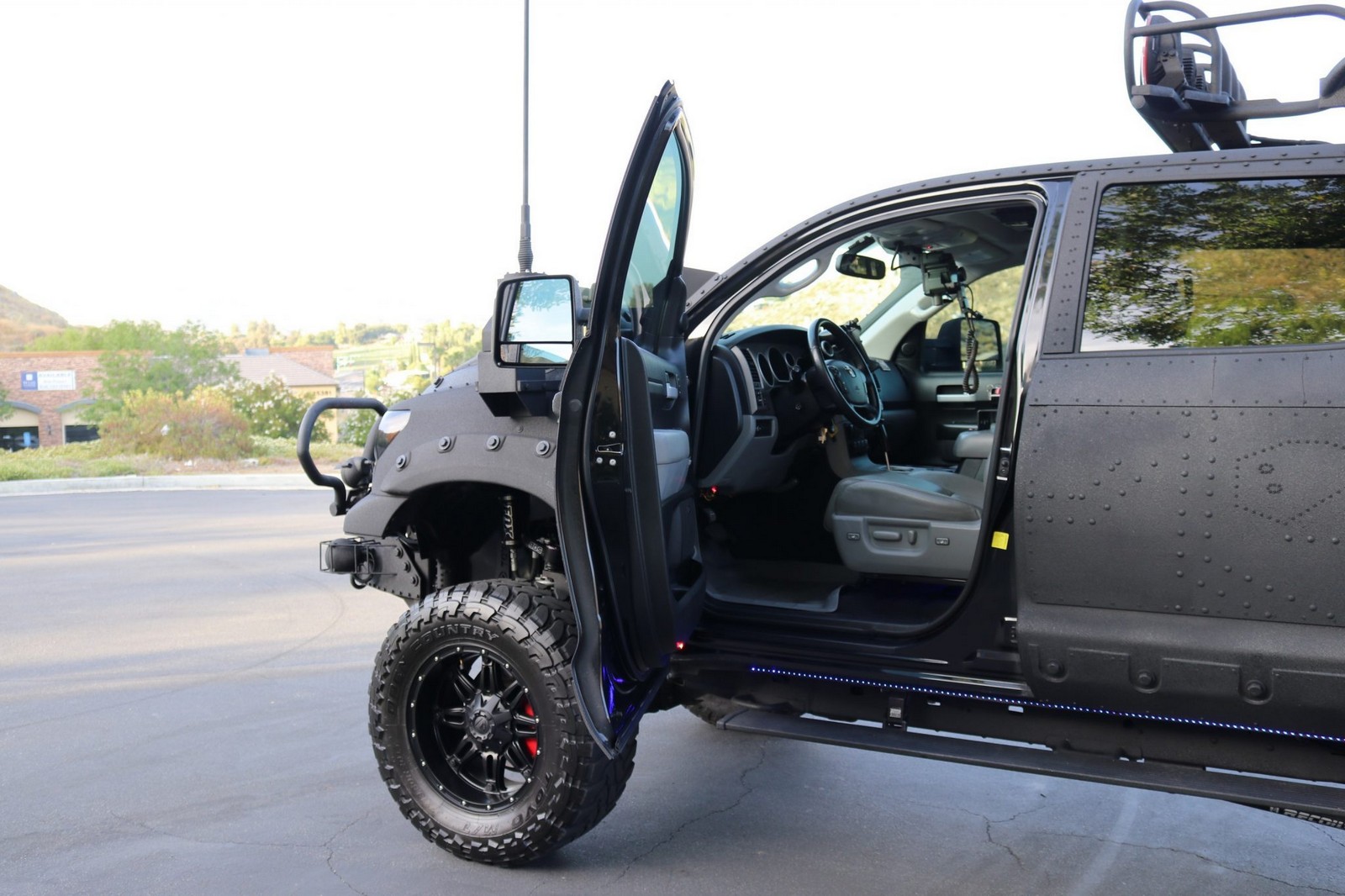 2013 - TOYOTA TUNDRA CREWMAX LIMITED CUSTOM MILITARY EXPEDITION, foto 179