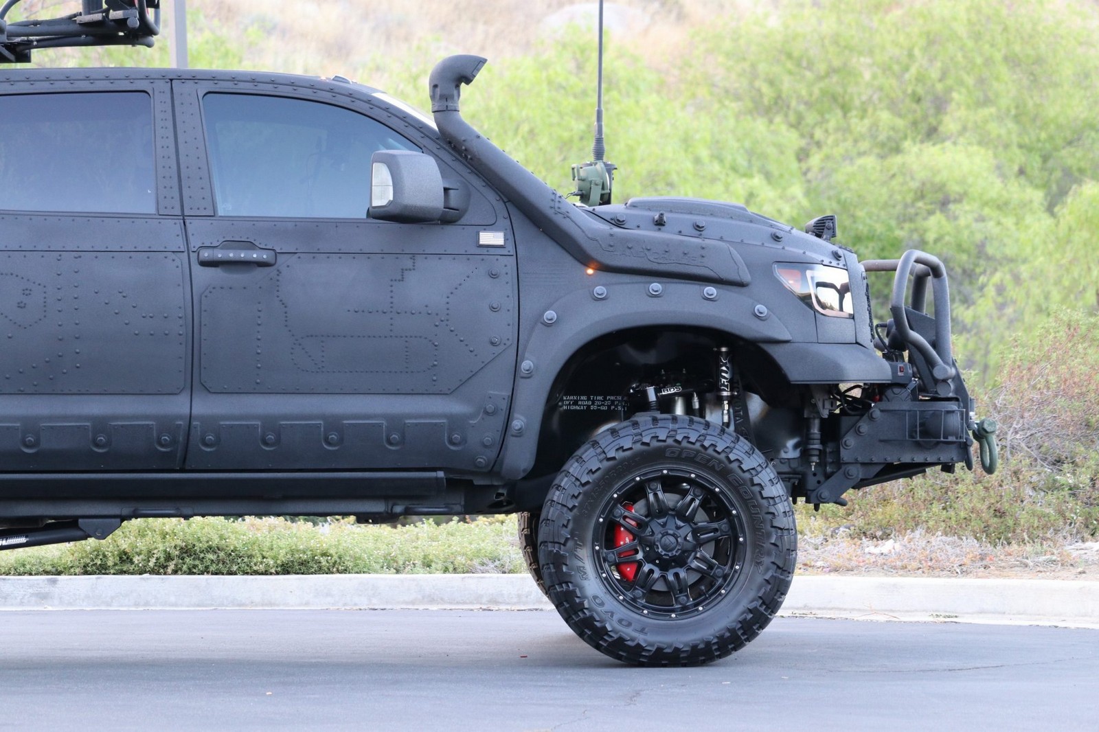 2013 - TOYOTA TUNDRA CREWMAX LIMITED CUSTOM MILITARY EXPEDITION, foto 193