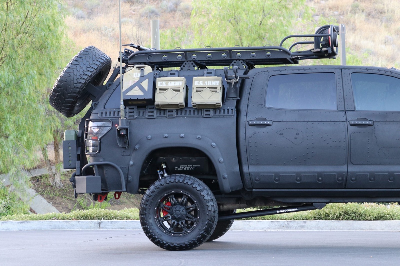 2013 - TOYOTA TUNDRA CREWMAX LIMITED CUSTOM MILITARY EXPEDITION, foto 195