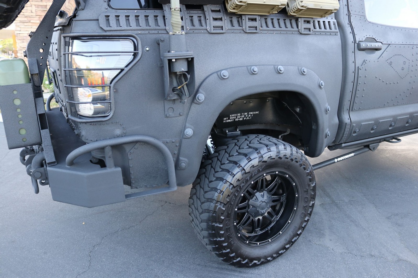 2013 - TOYOTA TUNDRA CREWMAX LIMITED CUSTOM MILITARY EXPEDITION, foto 216