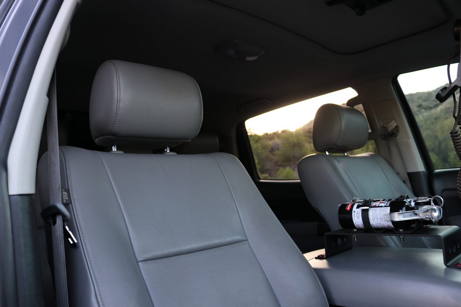 2013 - TOYOTA TUNDRA CREWMAX LIMITED CUSTOM MILITARY EXPEDITION, foto 223
