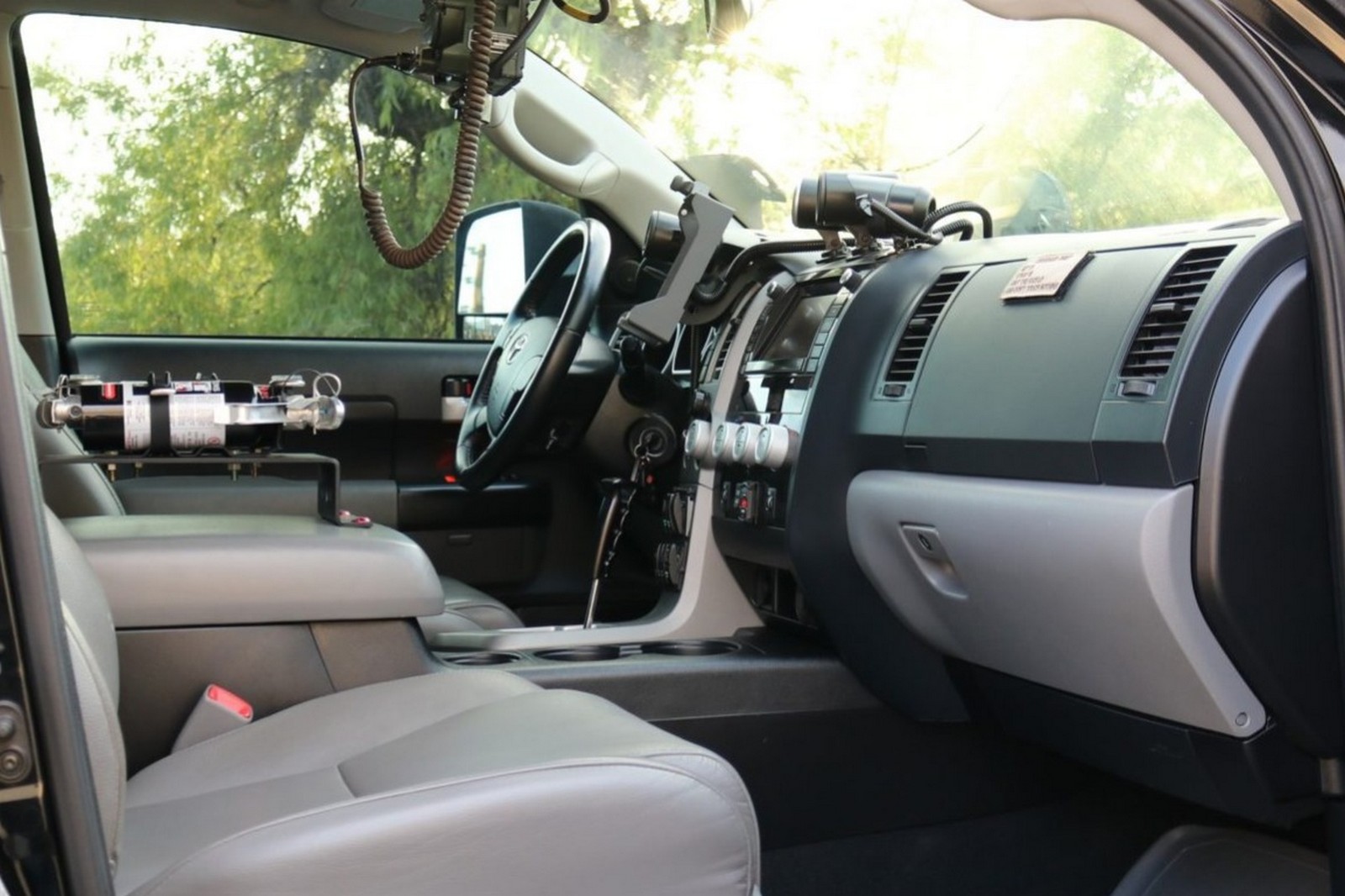 2013 - TOYOTA TUNDRA CREWMAX LIMITED CUSTOM MILITARY EXPEDITION, foto 227