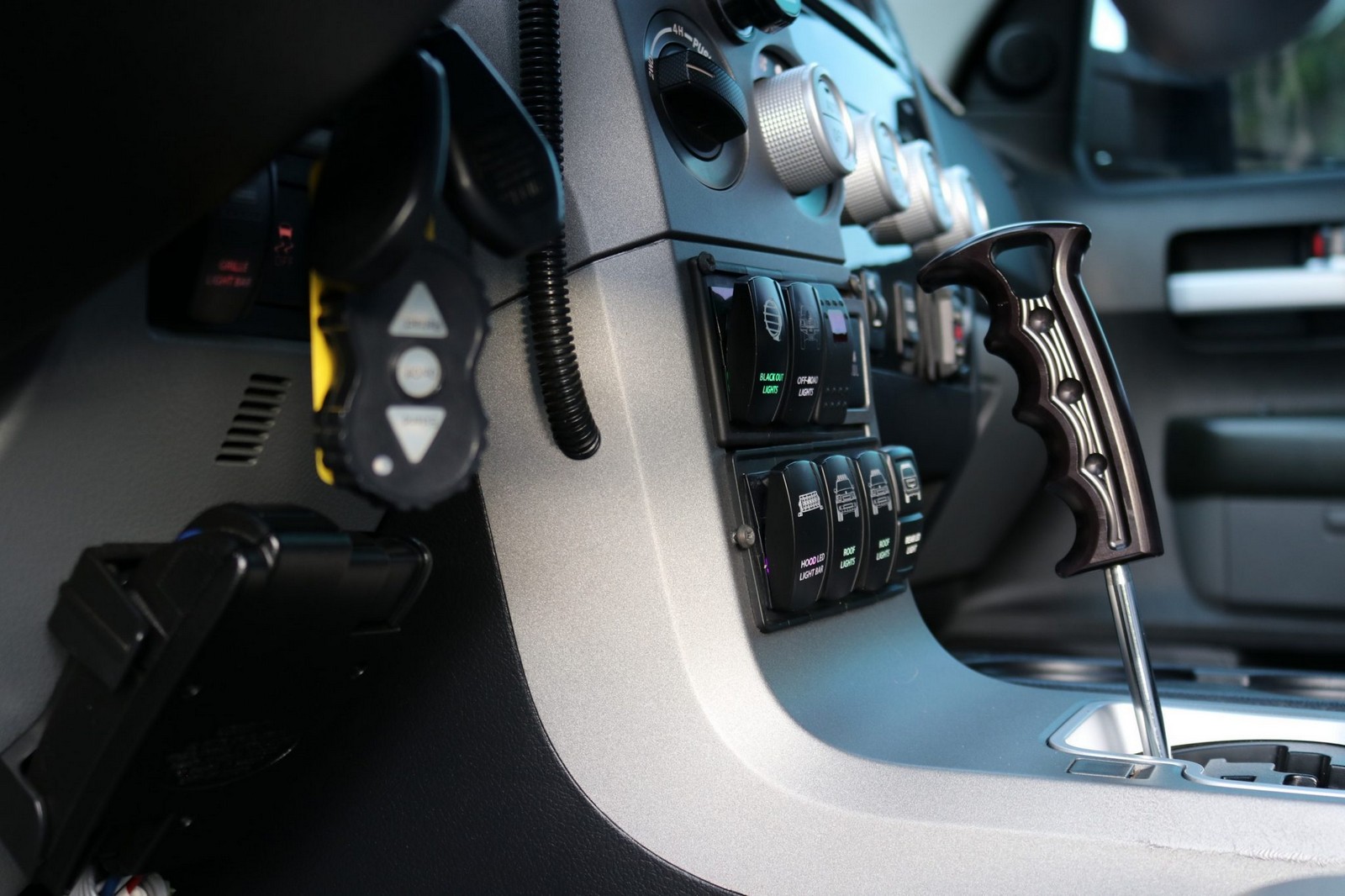 2013 - TOYOTA TUNDRA CREWMAX LIMITED CUSTOM MILITARY EXPEDITION, foto 240