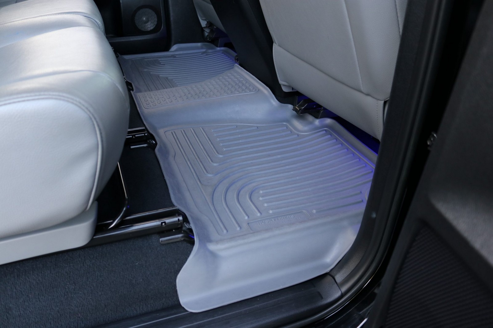 2013 - TOYOTA TUNDRA CREWMAX LIMITED CUSTOM MILITARY EXPEDITION, foto 282