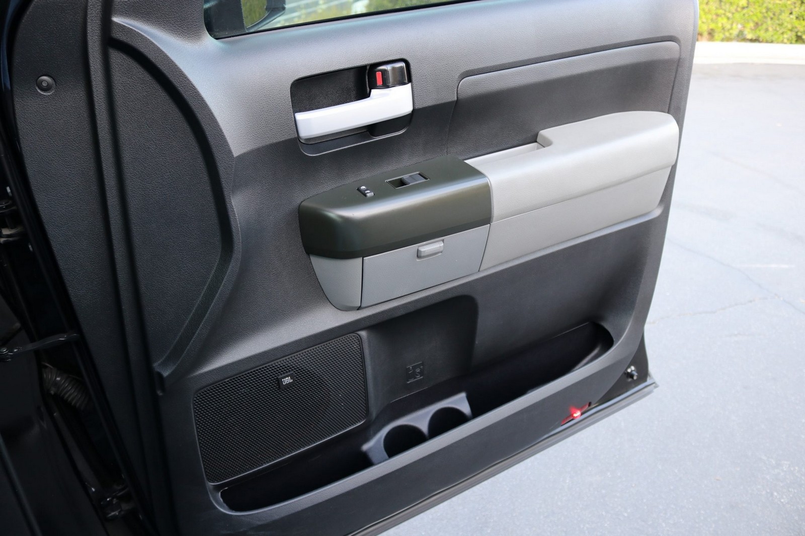 2013 - TOYOTA TUNDRA CREWMAX LIMITED CUSTOM MILITARY EXPEDITION, foto 297