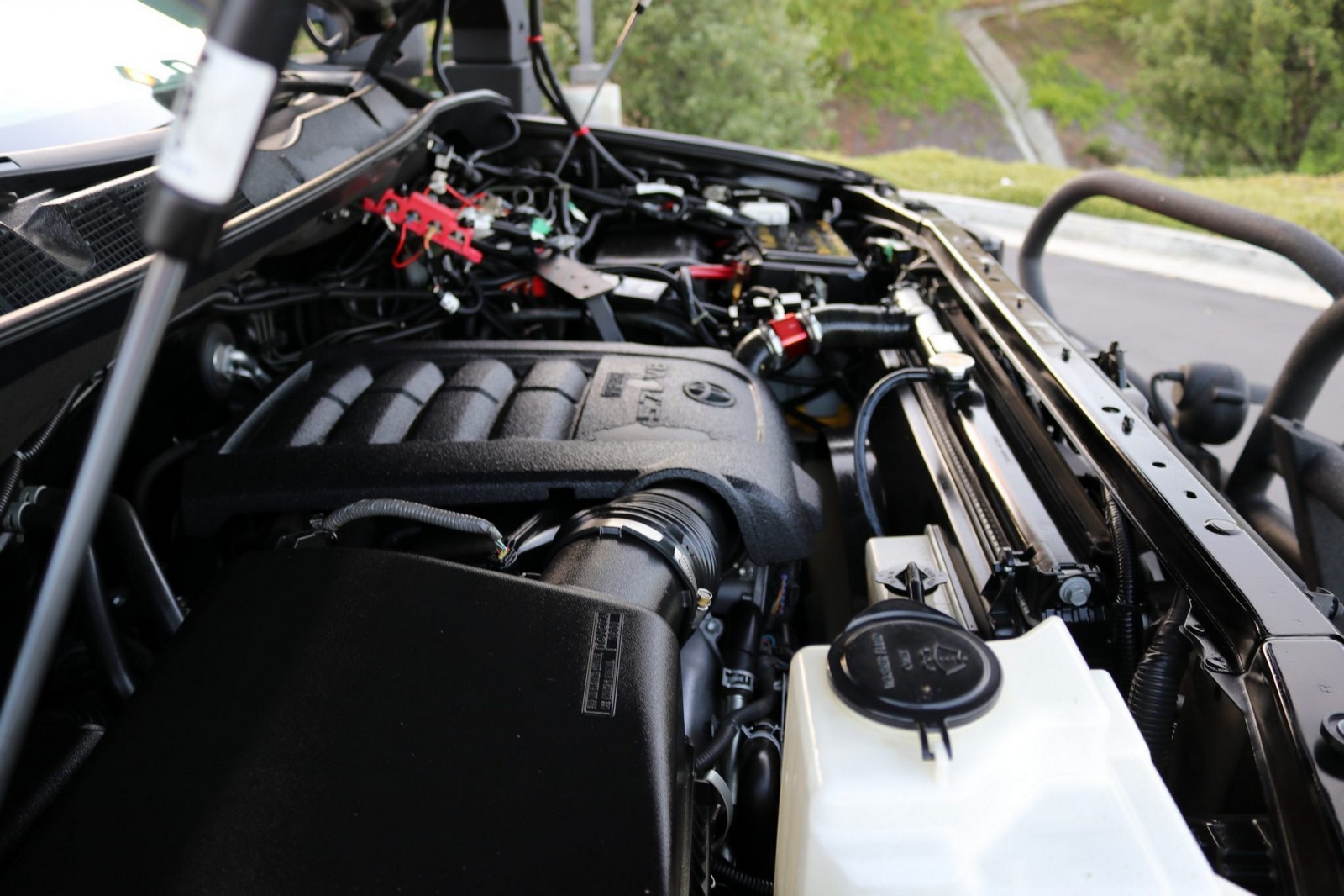 2013 - TOYOTA TUNDRA CREWMAX LIMITED CUSTOM MILITARY EXPEDITION, foto 308
