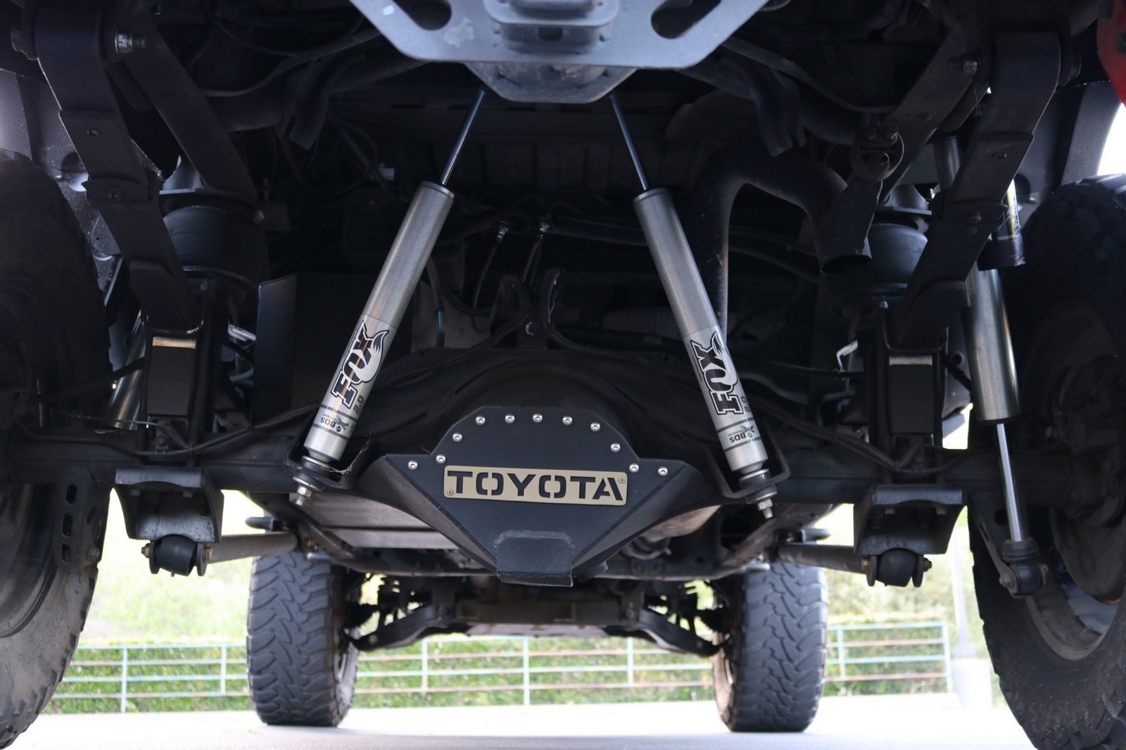 2013 - TOYOTA TUNDRA CREWMAX LIMITED CUSTOM MILITARY EXPEDITION, foto 320