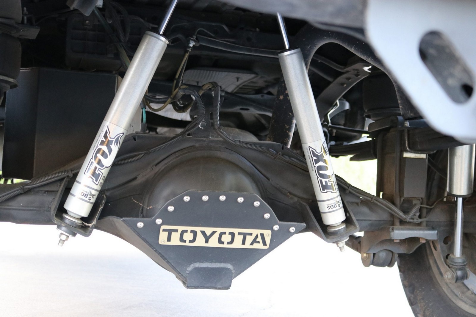 2013 - TOYOTA TUNDRA CREWMAX LIMITED CUSTOM MILITARY EXPEDITION, foto 322