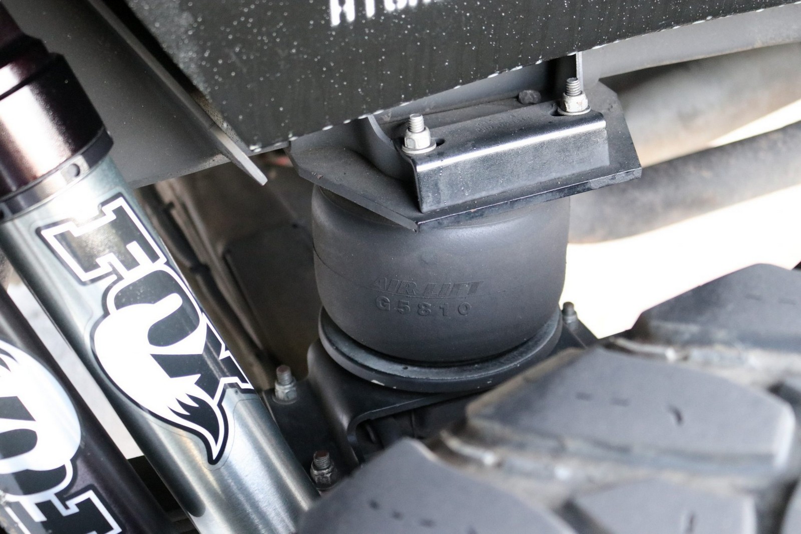 2013 - TOYOTA TUNDRA CREWMAX LIMITED CUSTOM MILITARY EXPEDITION, foto 332