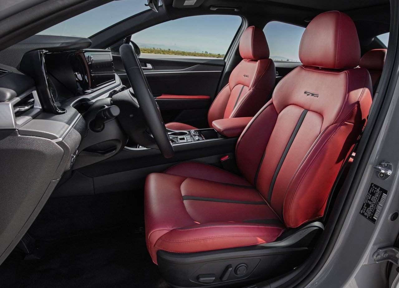2021 - KIA K5, foto 23