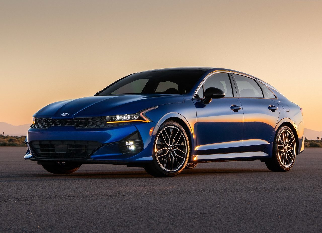 2021 - KIA K5 GT, foto 2