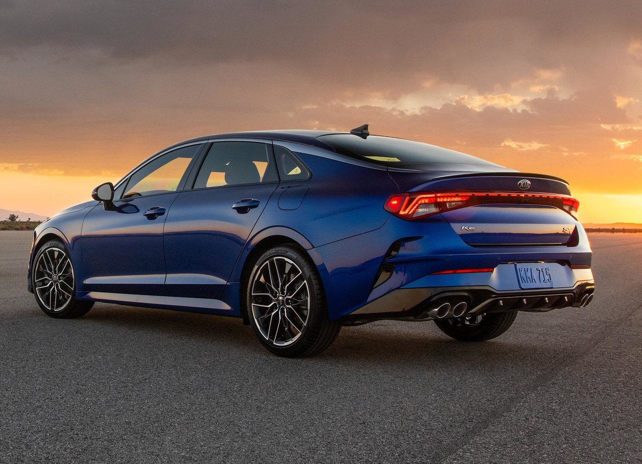 2021 - KIA K5 GT, foto 11