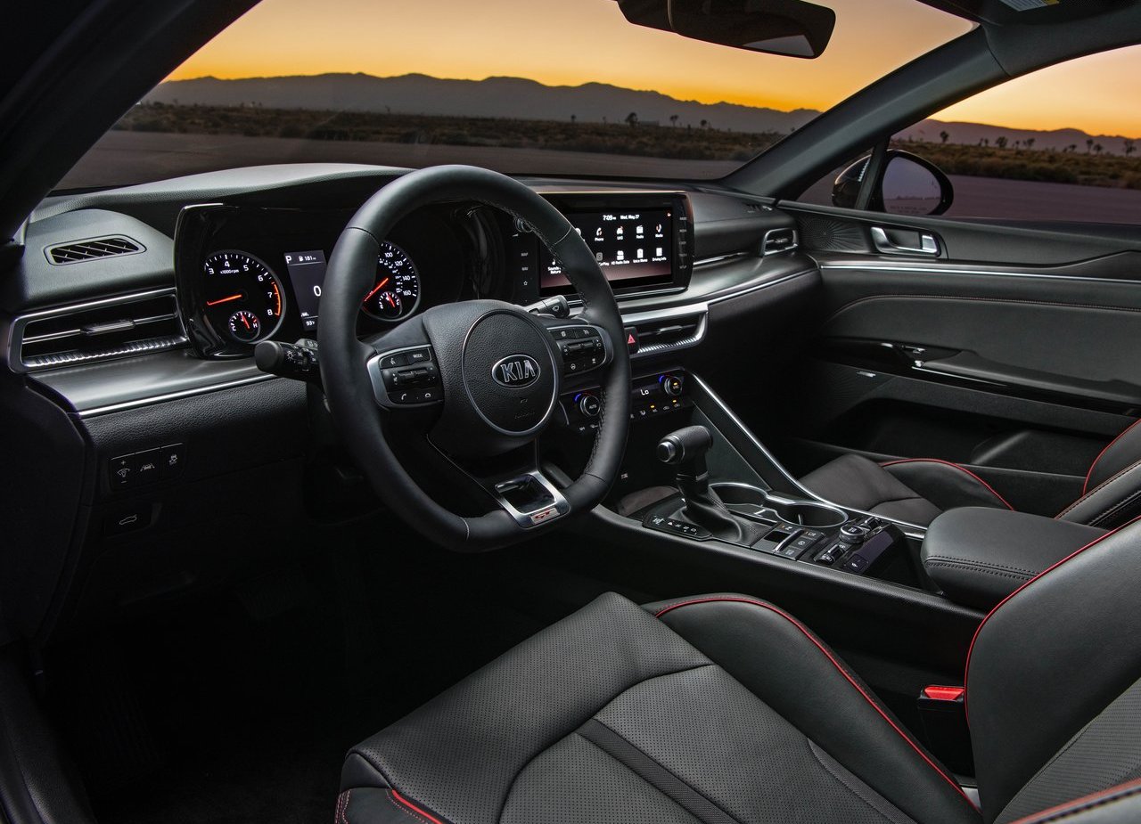 2021 - KIA K5 GT, foto 18