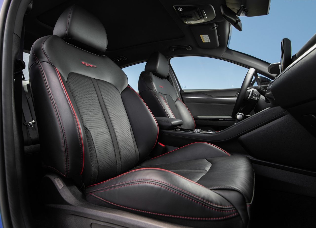 2021 - KIA K5 GT, foto 20