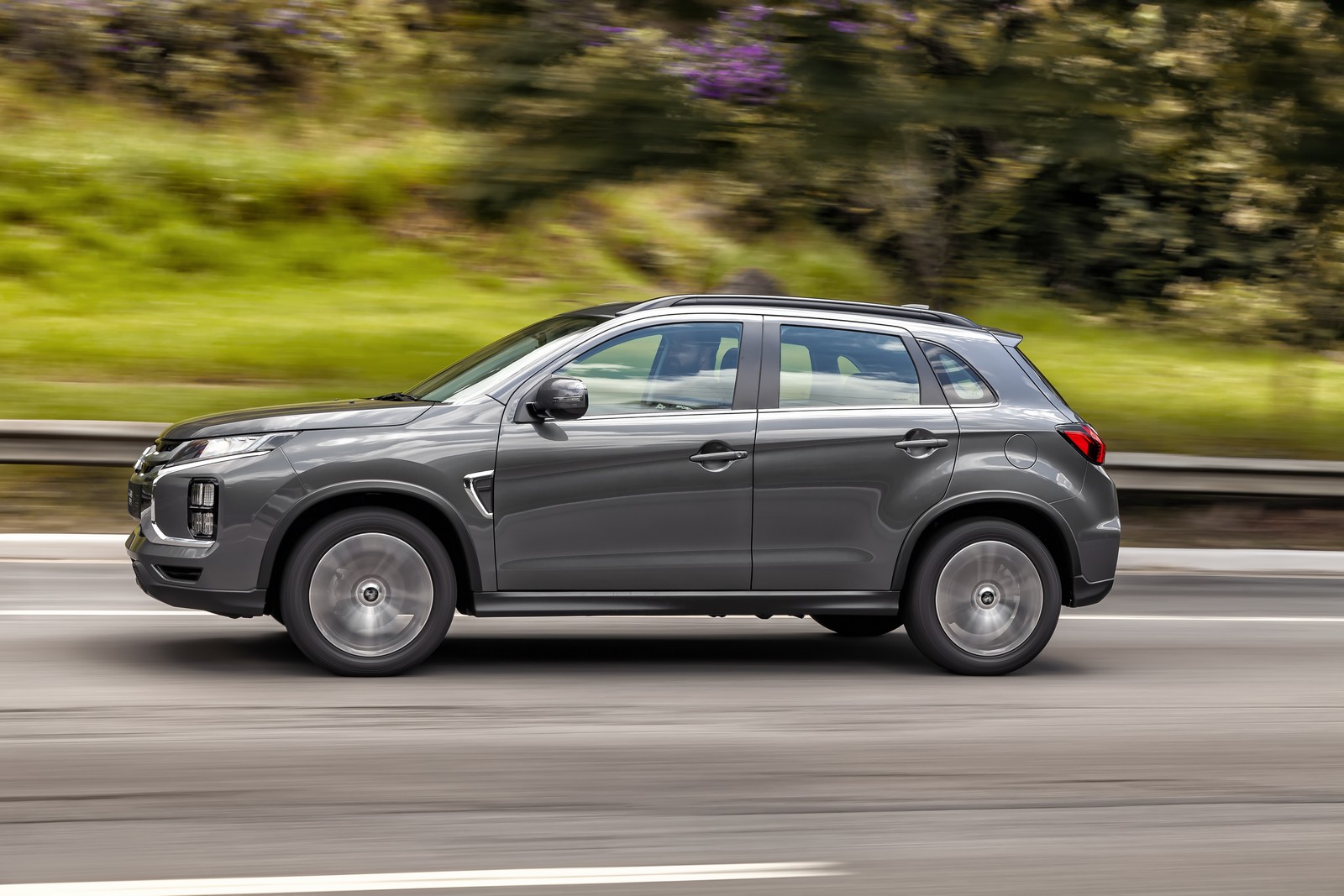 MITSUBISHI OUTLANDER SPORT, foto 6