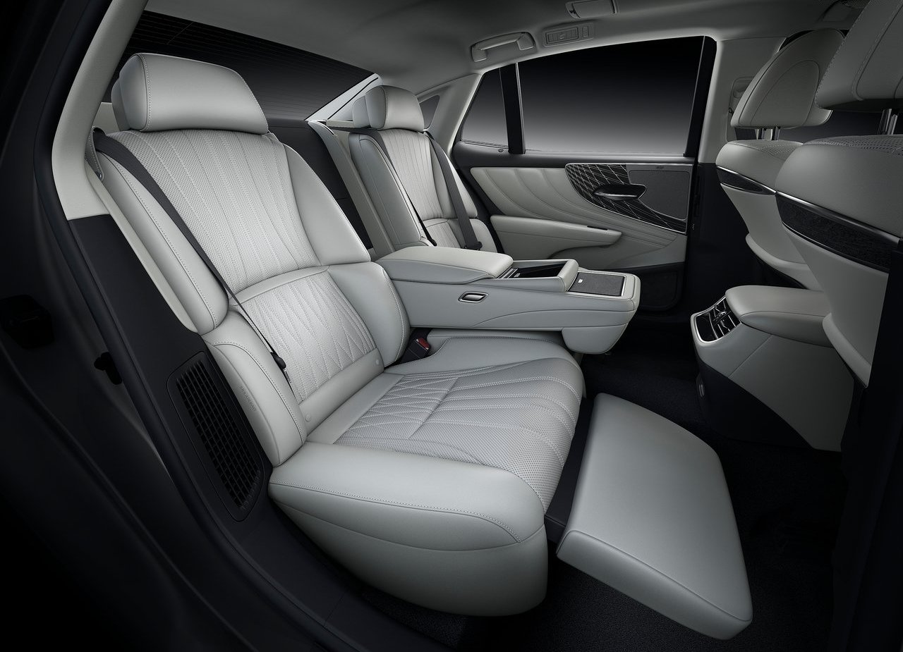 2021 - LEXUS LS, foto 33