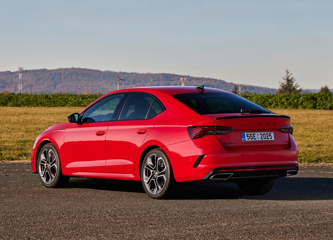 2020 - SKODA OCTAVIA RS, foto 10