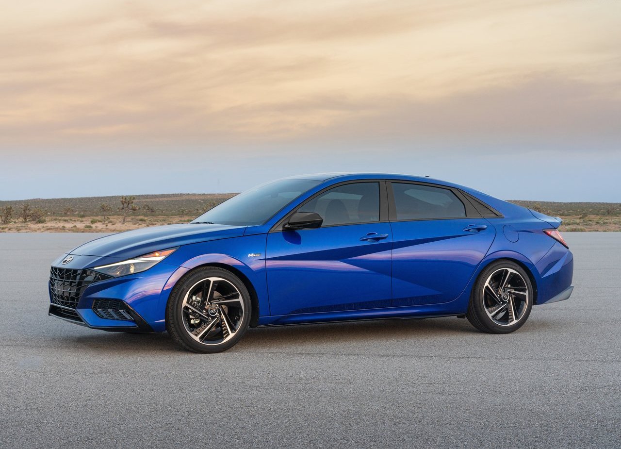 HYUNDAI ELANTRA N LINE, foto 2