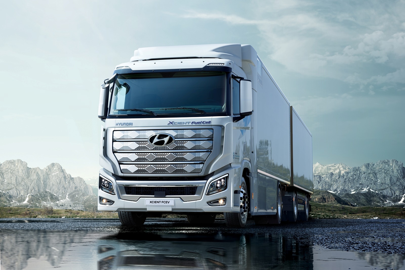 2020 - HYUNDAI XCIENT FUEL CELL, foto 1