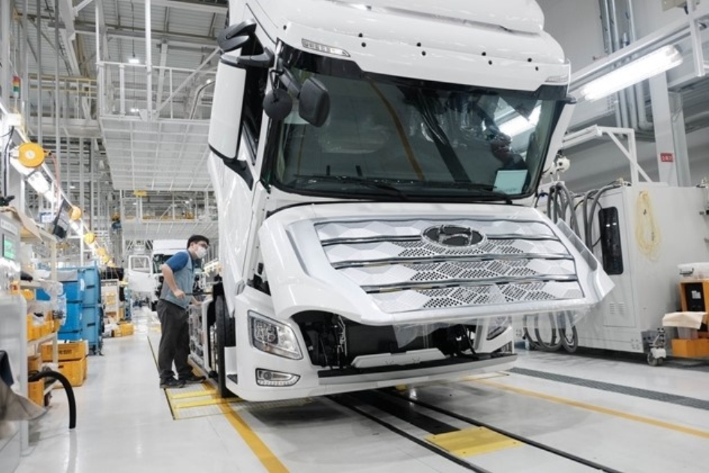 2020 - HYUNDAI XCIENT FUEL CELL, foto 13