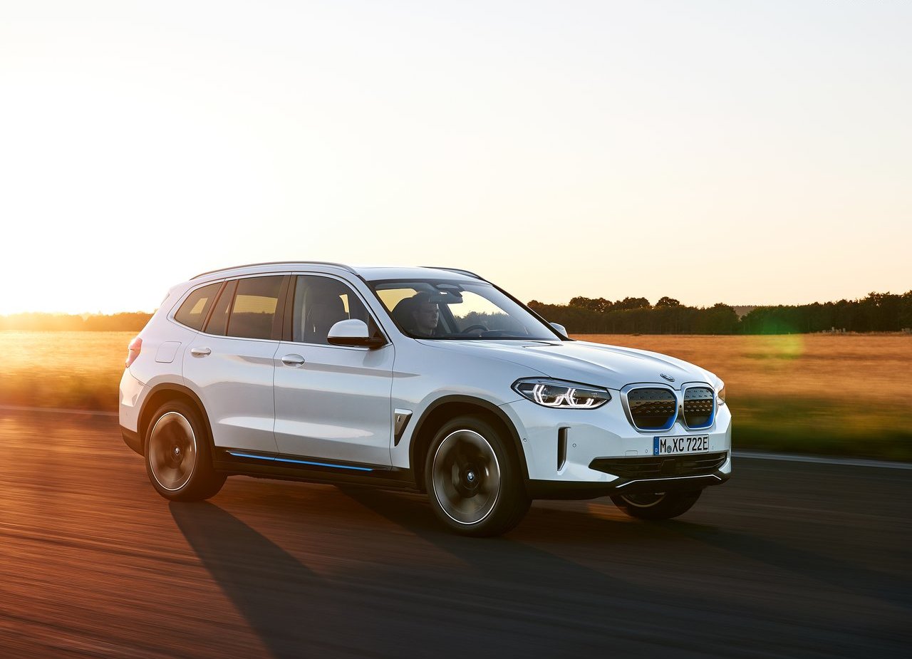 2021 - BMW iX3, foto 21