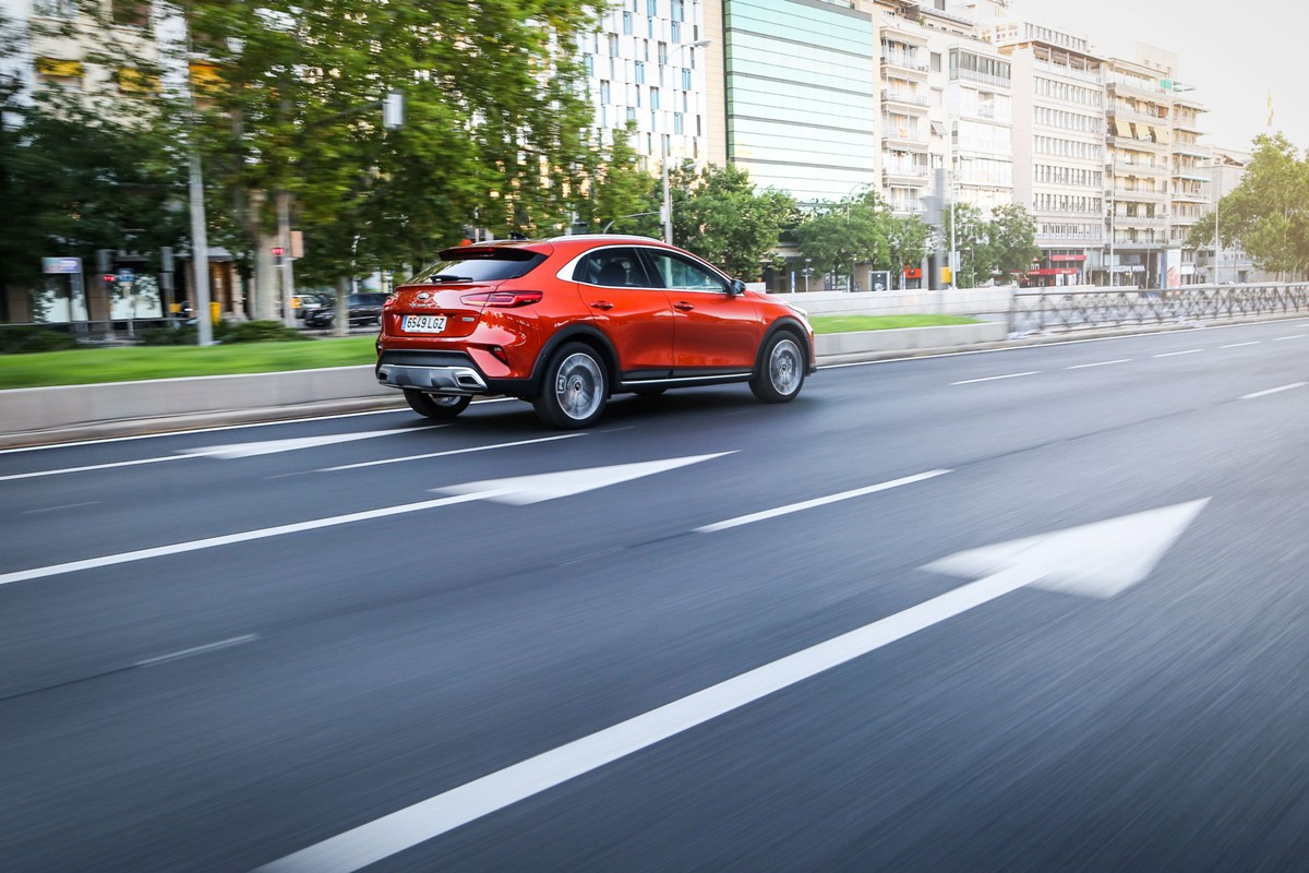 2020 - KIA XCEED PLUG-IN HYBRID, foto 13