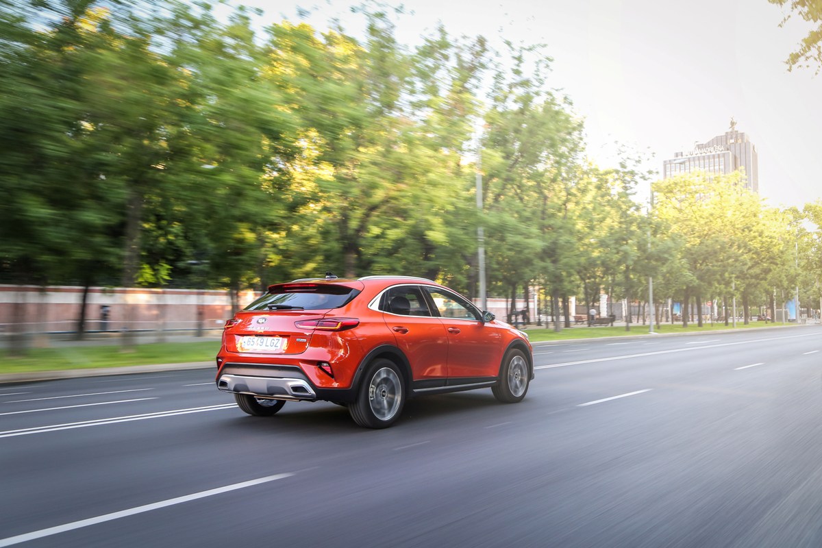2020 - KIA XCEED PLUG-IN HYBRID, foto 16