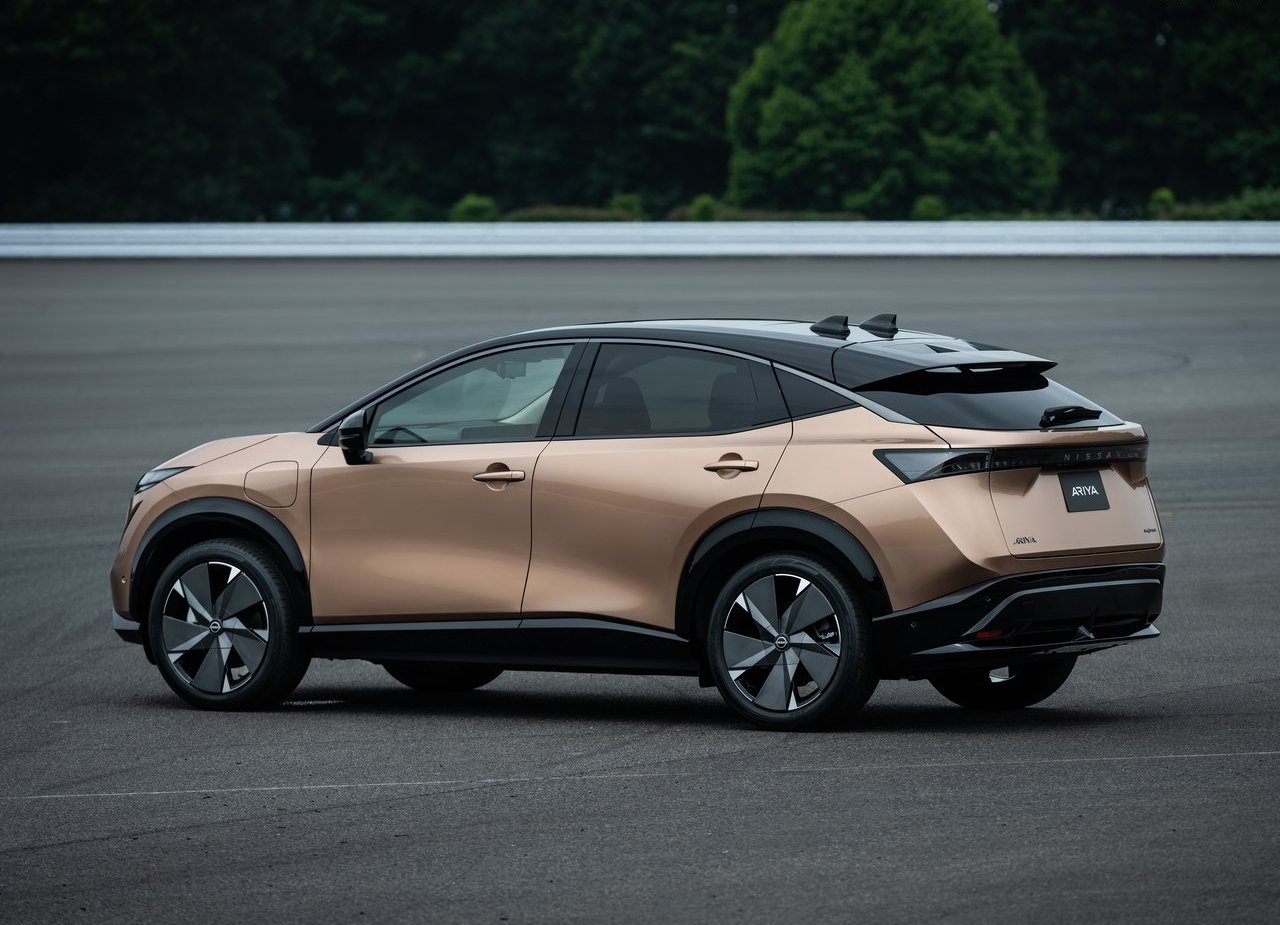 2021 - NISSAN ARIYA, foto 11
