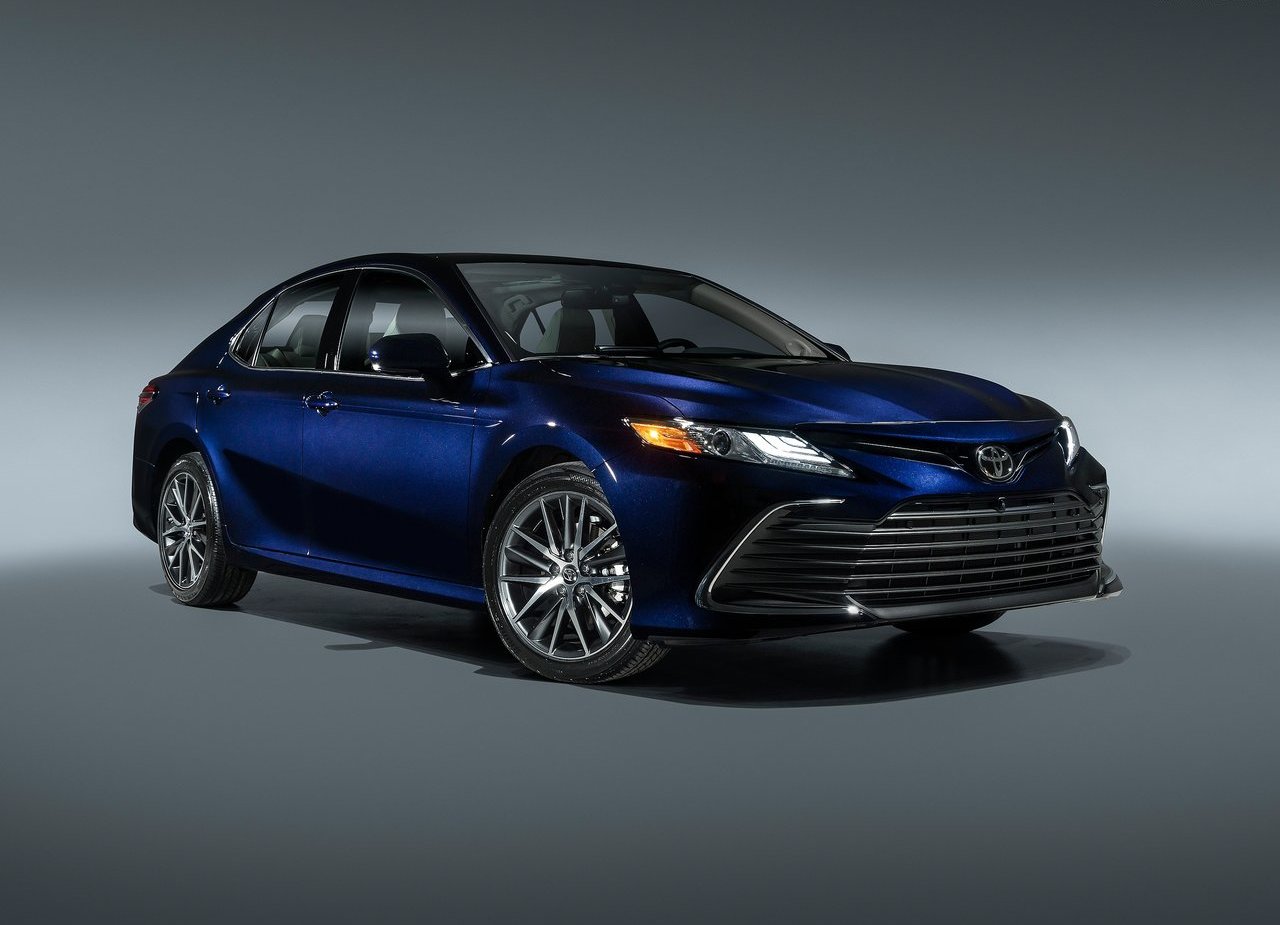 TOYOTA CAMRY, foto 1