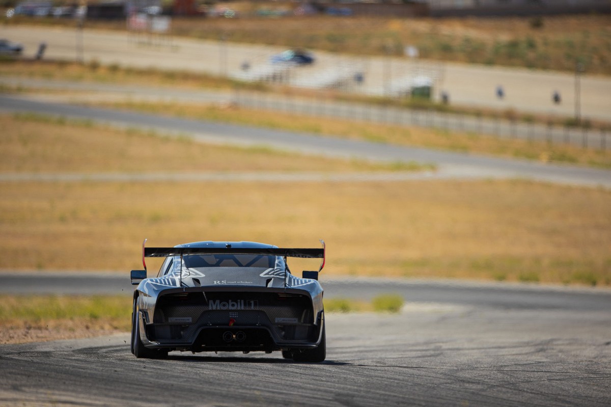 2020 - PORSCHE 935 PIKES PEAK, foto 3