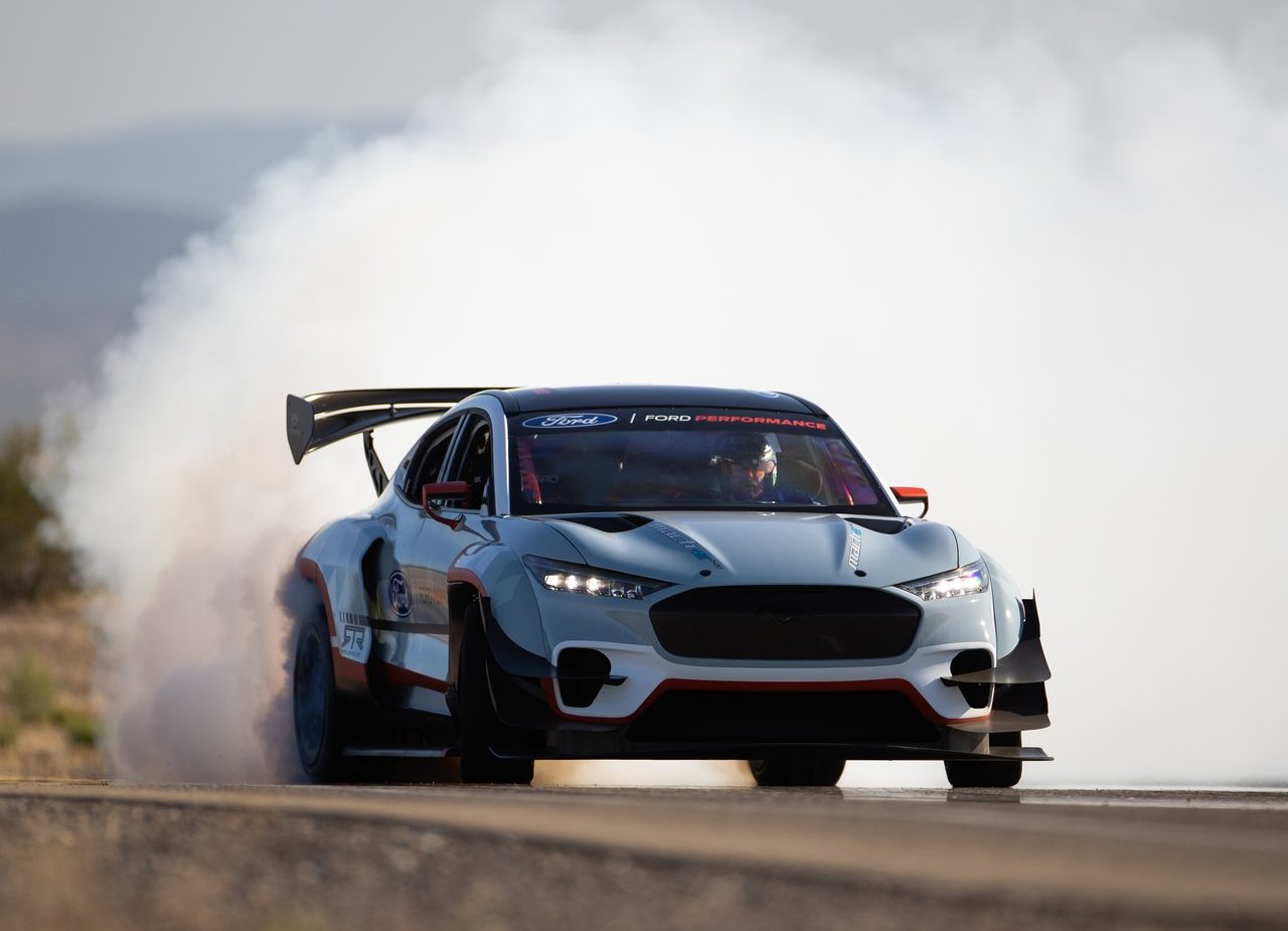 2020 - FORD MUSTANG MACH-E 1400 CONCEPT, foto 4