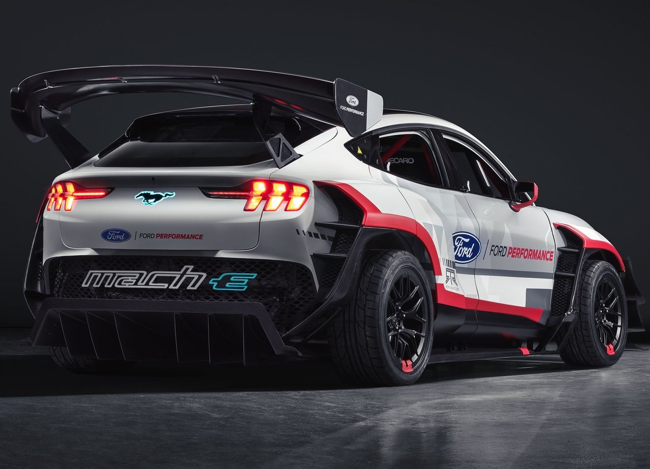 2020 - FORD MUSTANG MACH-E 1400 CONCEPT, foto 36