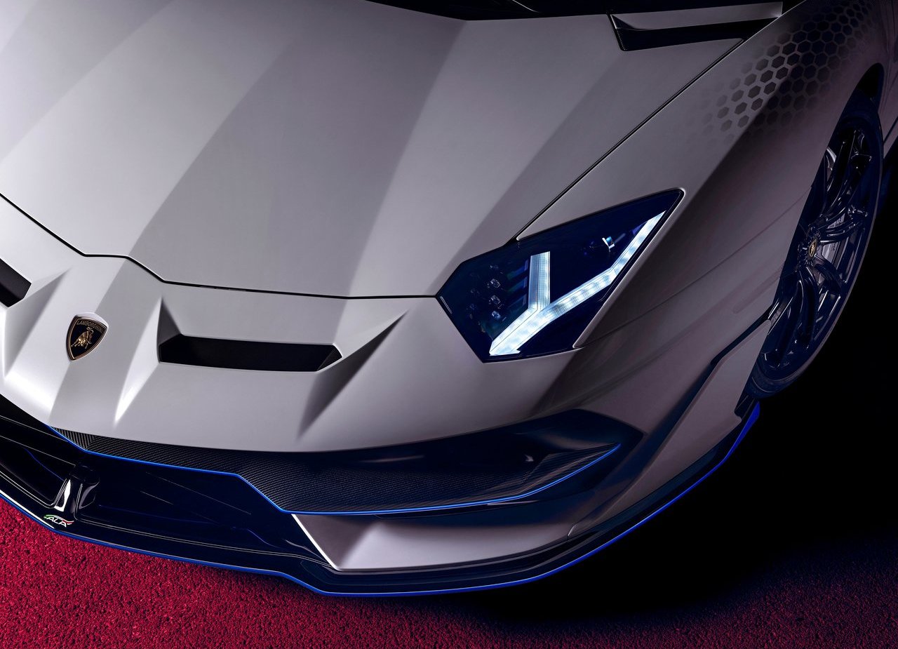 LAMBORGHINI AVENTADOR SVJ ROADSTER XAGO EDITION, foto 8