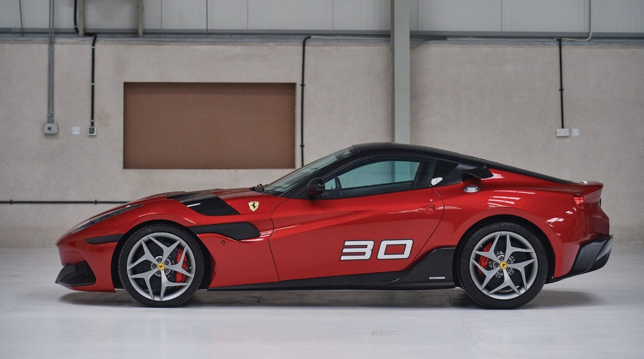 FERRARI SP30 ARYA, foto 12