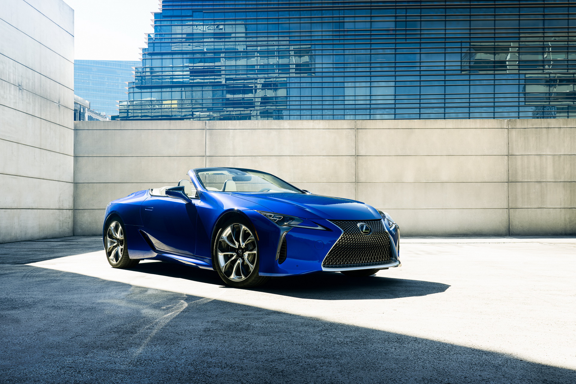 LEXUS LC 500 CONVERTIBLE REGATTA EDITION, foto 1