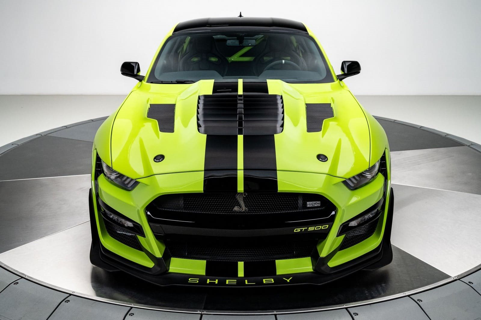 FORD MUSTANG SHELBY SIGNATURE EDITION, foto 3