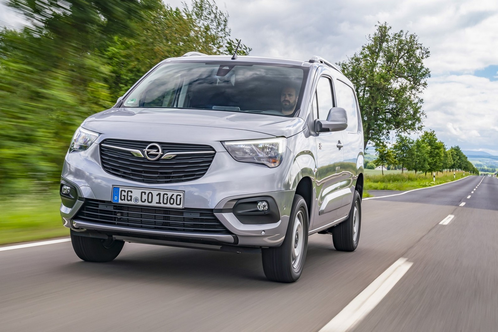 2020 - OPEL COMBO CARGO & VIVARO 4X4 BY DANGEL, foto 8
