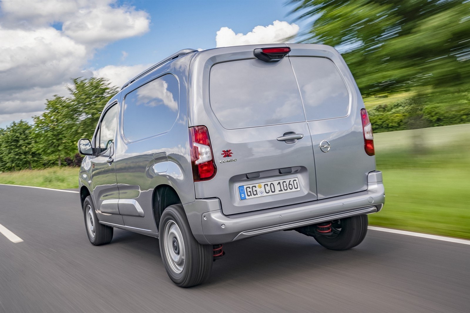 2020 - OPEL COMBO CARGO & VIVARO 4X4 BY DANGEL, foto 9