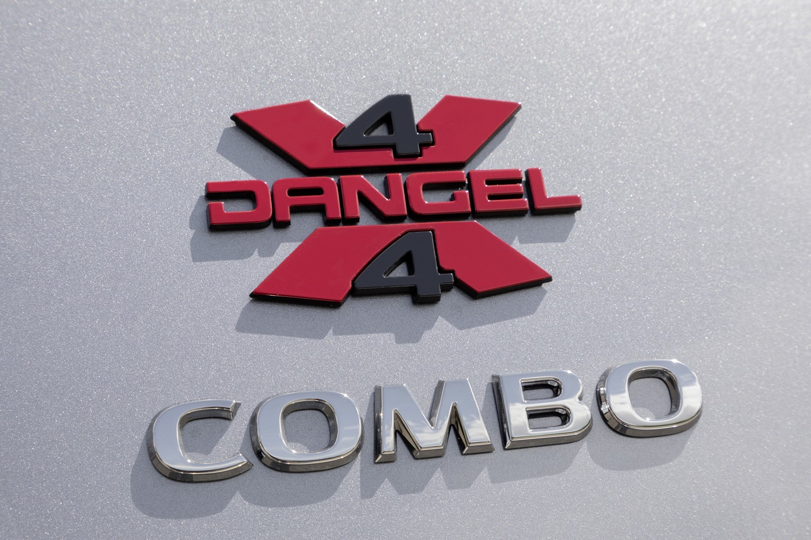 2020 - OPEL COMBO CARGO & VIVARO 4X4 BY DANGEL, foto 10