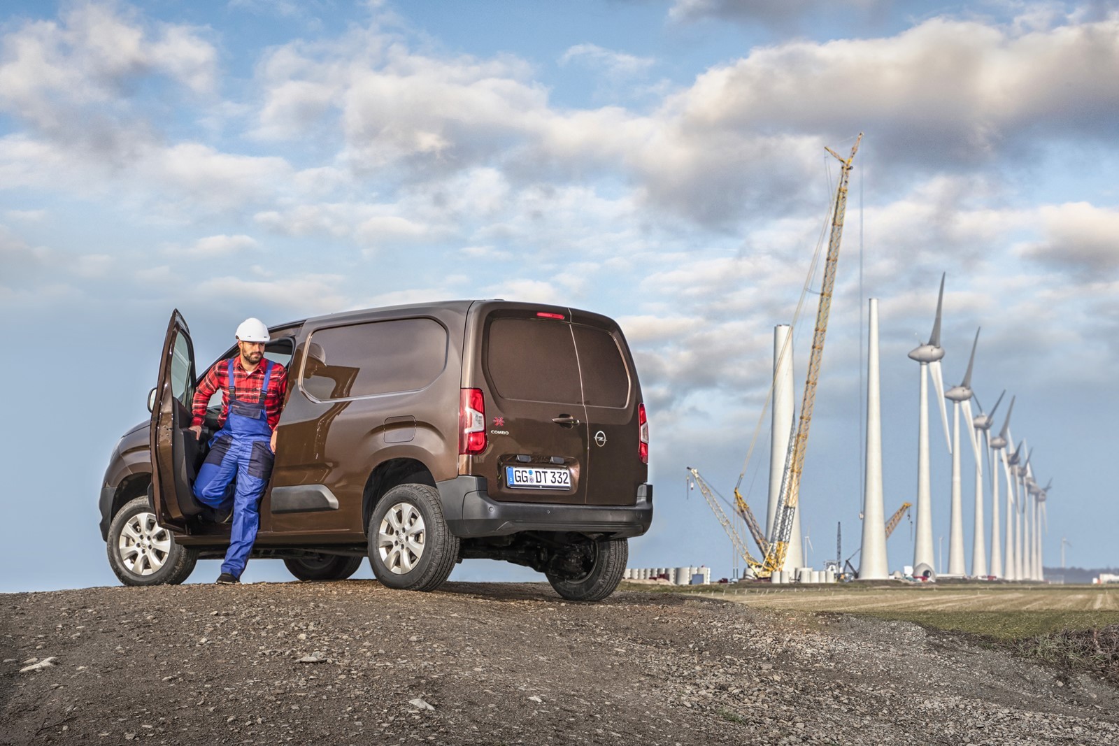 2020 - OPEL COMBO CARGO & VIVARO 4X4 BY DANGEL, foto 13