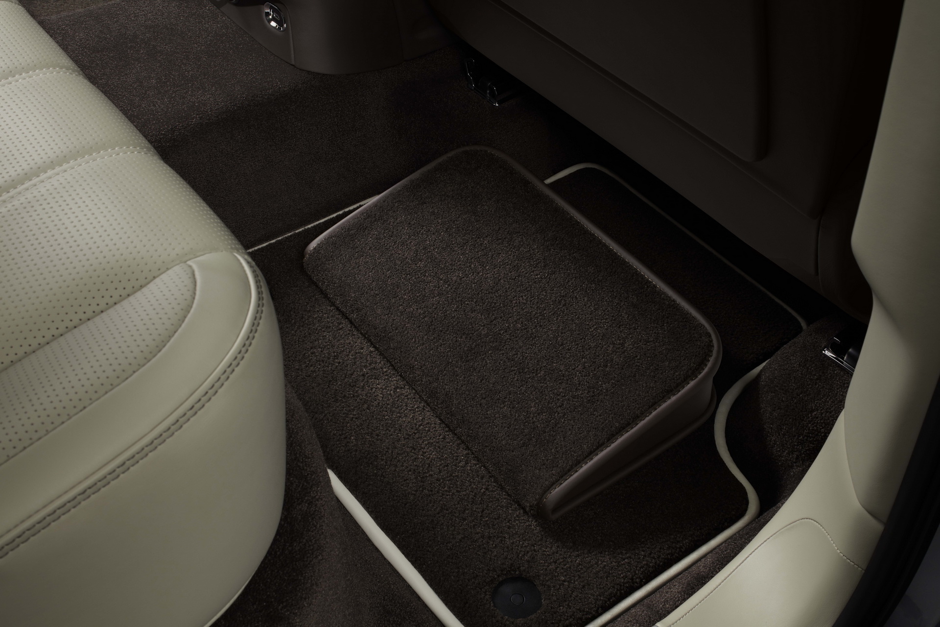 BENTLEY BENTAYGA ACCESSORIES LINE, foto 10