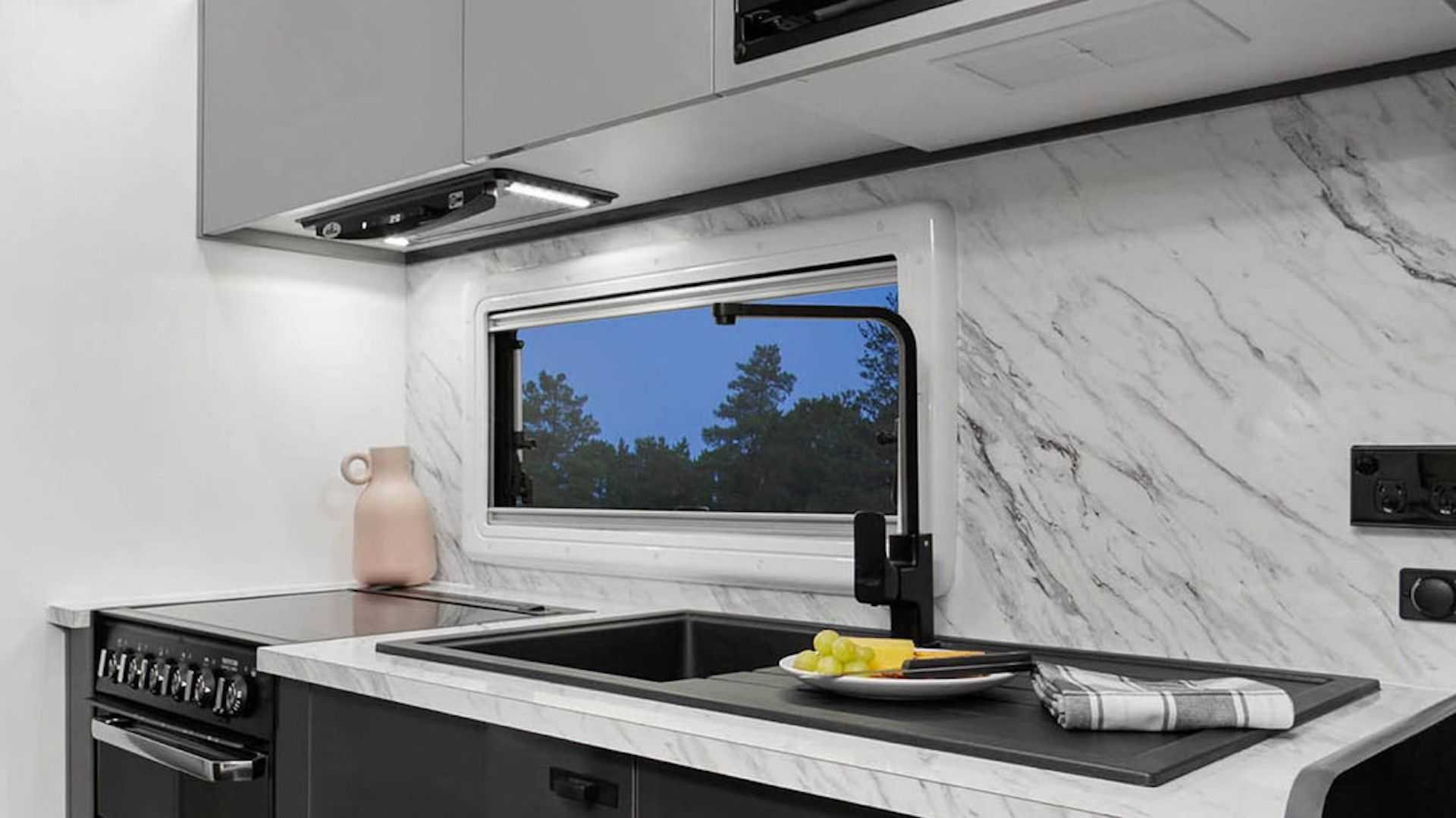 2020 - LOTUS CARAVANS OFF GRID, foto 4