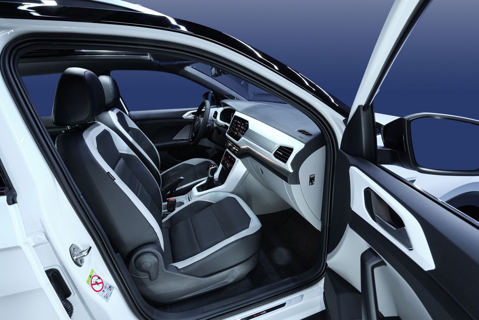 2021 - VOLKSWAGEN T-CROSS BRASIL, foto 27