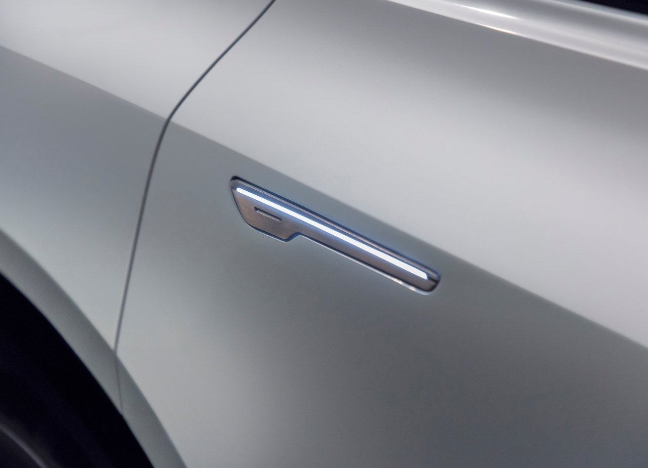 CADILLAC LYRIQ CONCEPT, foto 20
