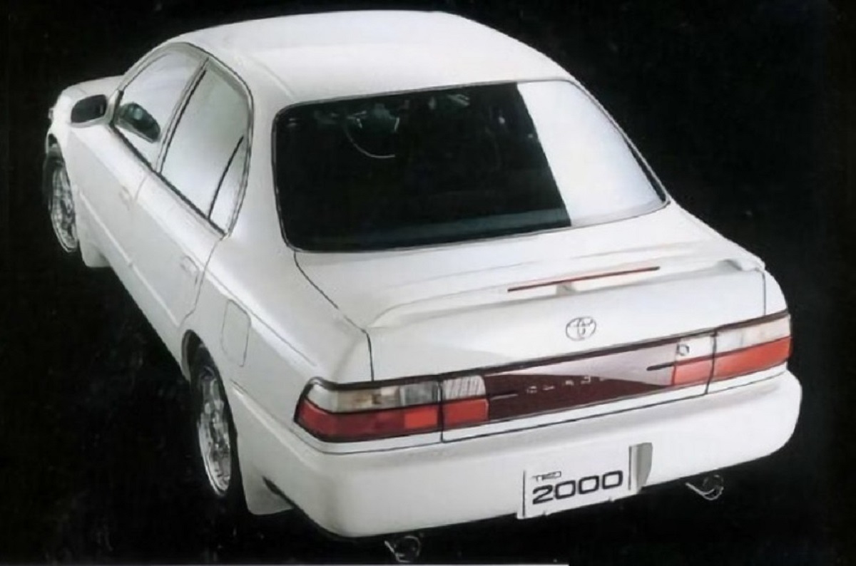 TOYOTA COROLLA TRD2000, foto 2