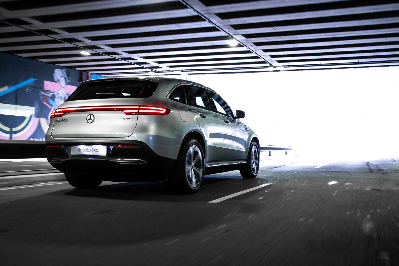 2021 - MERCEDES-BENZ EQC 400, foto 19