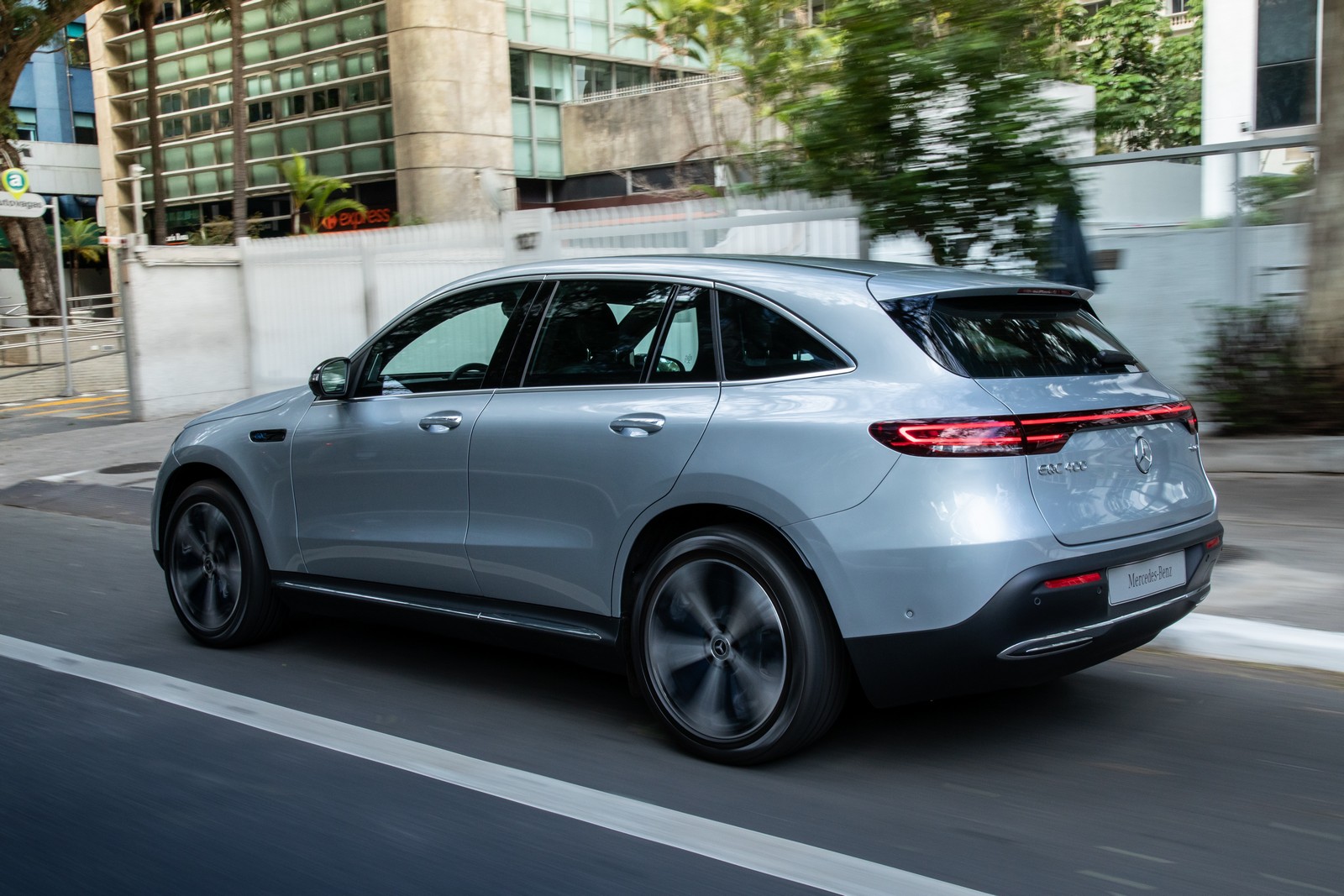 2021 - MERCEDES-BENZ EQC 400, foto 23