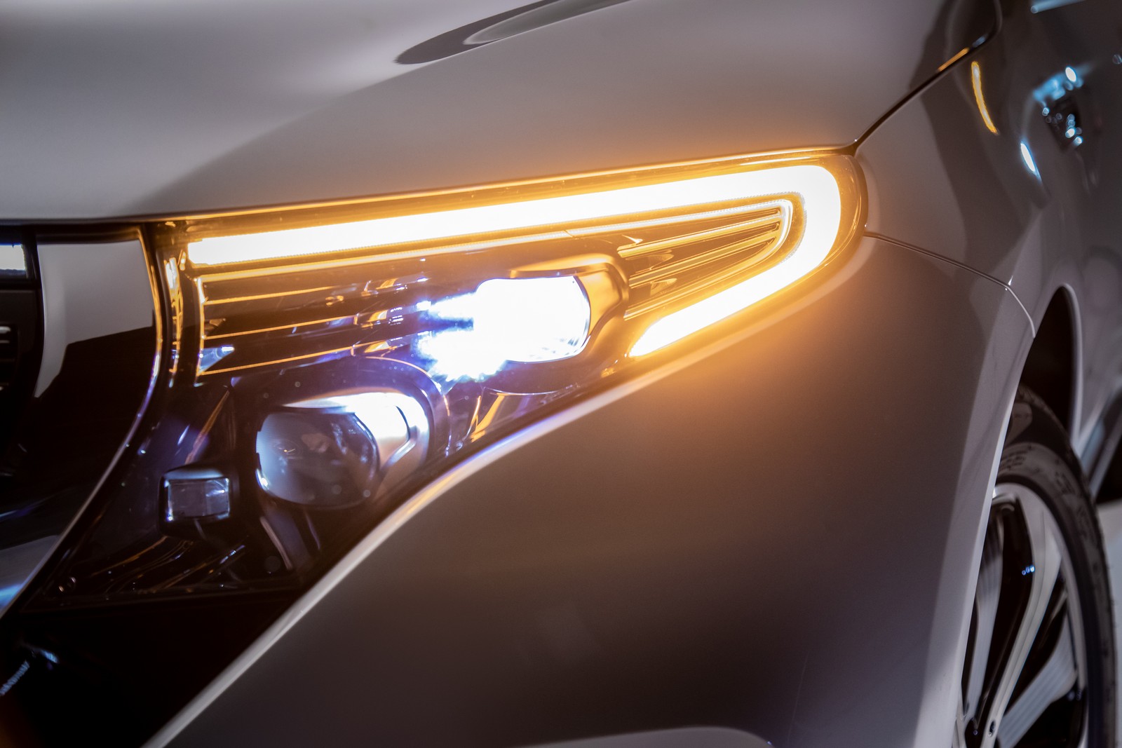 2021 - MERCEDES-BENZ EQC 400, foto 136